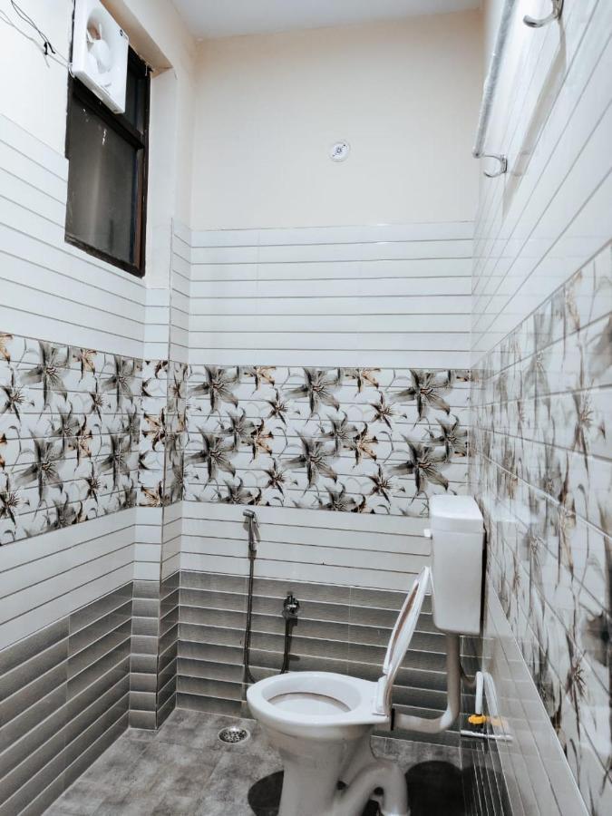 Priyaparadiseinn — Photos 2
