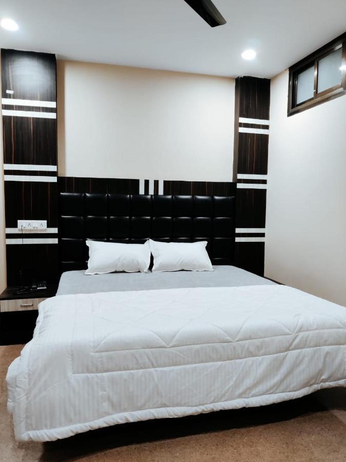 Priyaparadiseinn — Photos 1